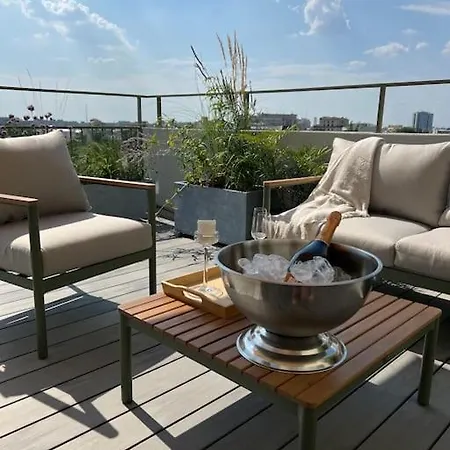 Marvelous Park View - Big Terrace - 2bdr Boekarest