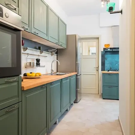 Marvelous Park View - Big Terrace - 2bdr Apartment *