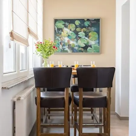 Apartment Marvelous Park View - Big Terrace - 2bdr Bucharest