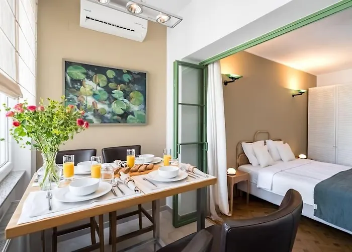 Marvelous Park View - Big Terrace - 2bdr Apartment *