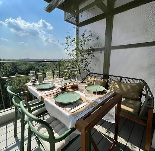 Apartment Marvelous Park View - Big Terrace - 2bdr Bukarest