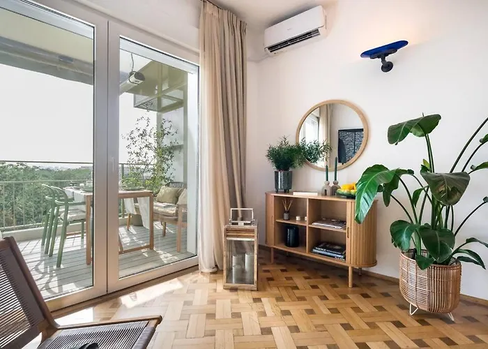 Marvelous Park View - Big Terrace - 2bdr Bukarest