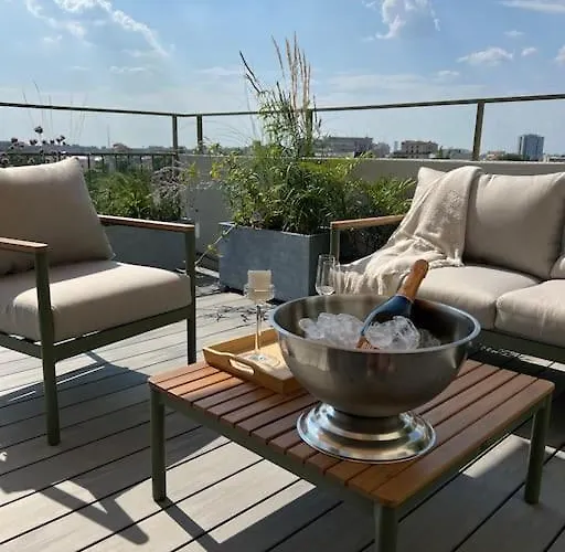 Marvelous Park View - Big Terrace - 2bdr Bucarest