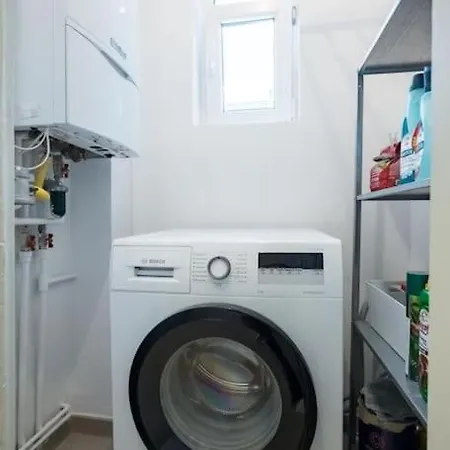 Marvelous Park View - Big Terrace - 2bdr דירה *